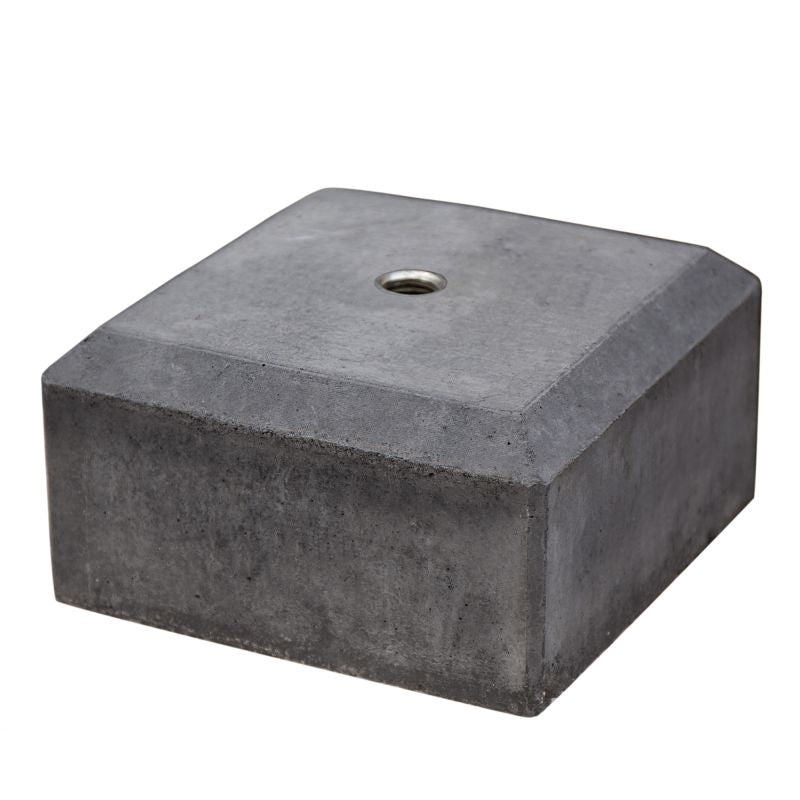 Betonpoer 18x18x10 cm half-model antraciet met ingestorte M20 bus